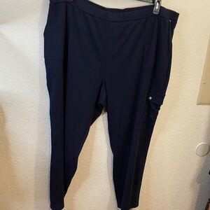 NWOT Susan Graver Navy Ankle Pants